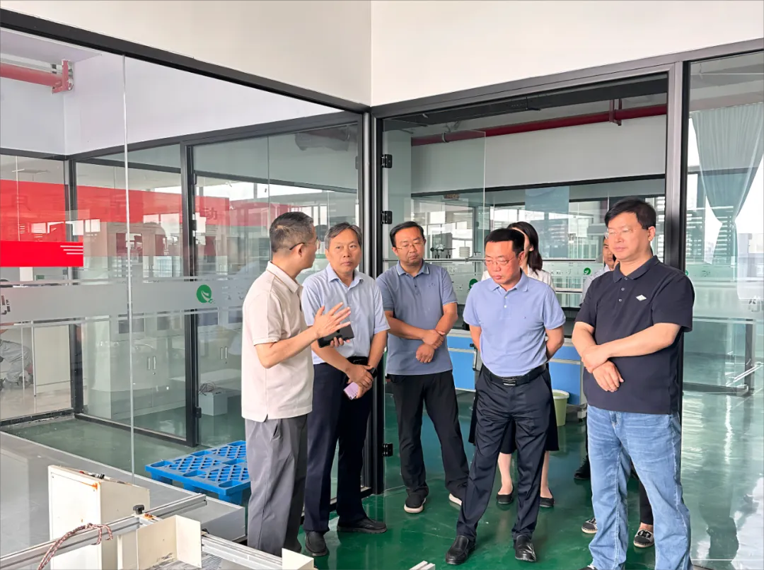 lfίTFWRwƼ_չ|a}{л